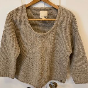 Women’s Sweater